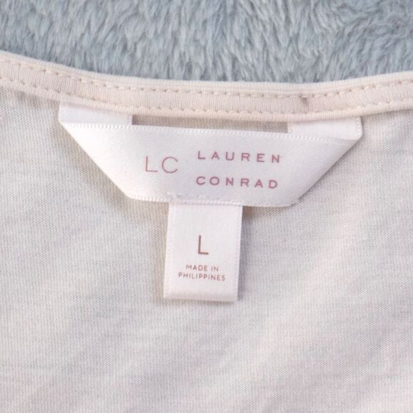 LC Lauren Conrad Top Large Patchwork Pastel Cottage Coastal (BUNDLE PRICE $5) - Picture 2 of 5